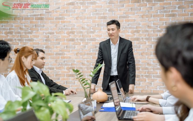CEO - Chuyên Gia Marketing Võ Tuấn Hải trực tiếp coaching