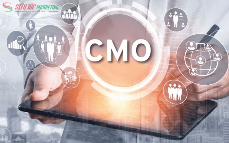 Giám đốc marketing đóng vai trò quan trọng nhất ở các chức vụ trong phòng marketing