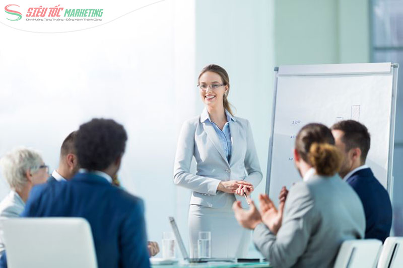 Vận dụng những kỹ năng nhằm thuyết phục và xử lý vấn đề Vận dụng những kỹ năng nhằm thuyết phục và xử lý vấn đề