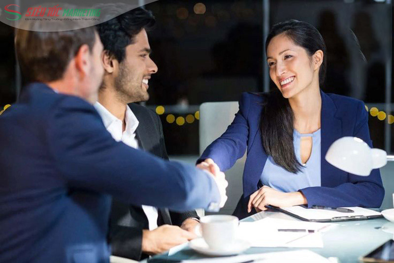 Xem xét, hiểu rõ động cơ, nhu cầu và mong muốn của khách hàng Xem xét, hiểu rõ động cơ, nhu cầu và mong muốn của khách hàng